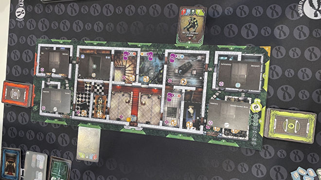 resident-evil-card-game-gameplay-layout